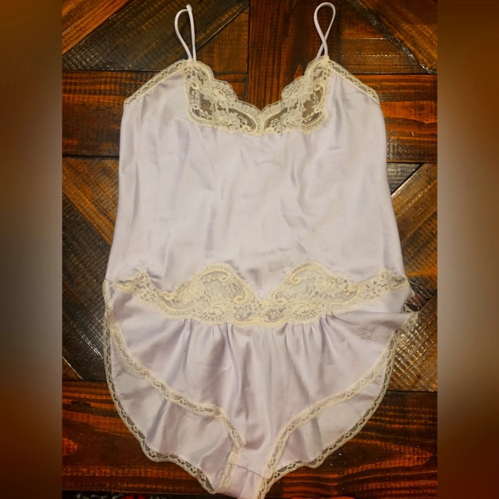 Christian Dior vintage teddy lavender lace